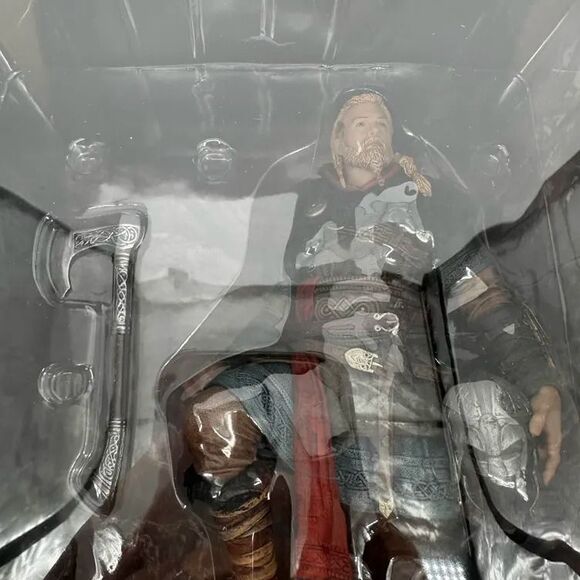 Assassin’s Creed Valhalla Eivor Wolf-Kissed Figure Ubisoft Collectible New Box - Picture 4 of 11